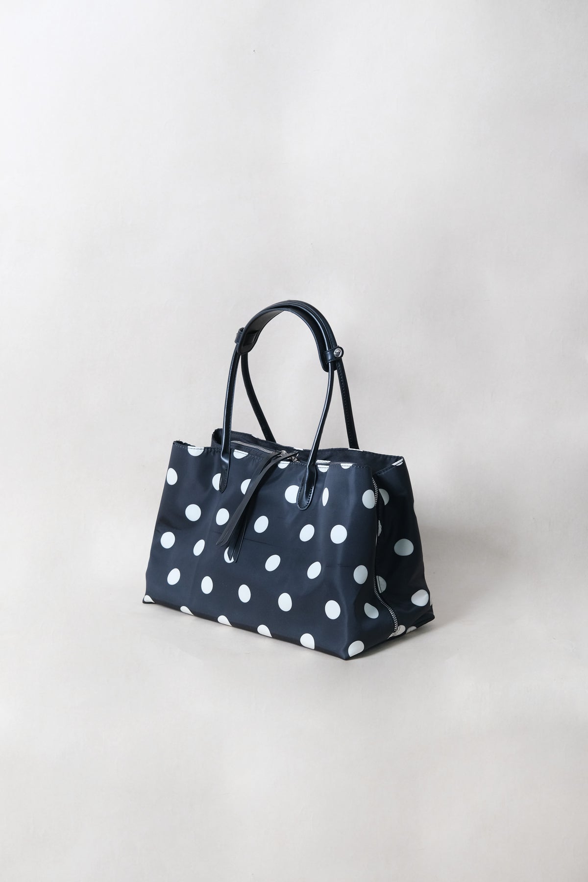 Classic Flow Vegan Leather Tote - Black + polkadots