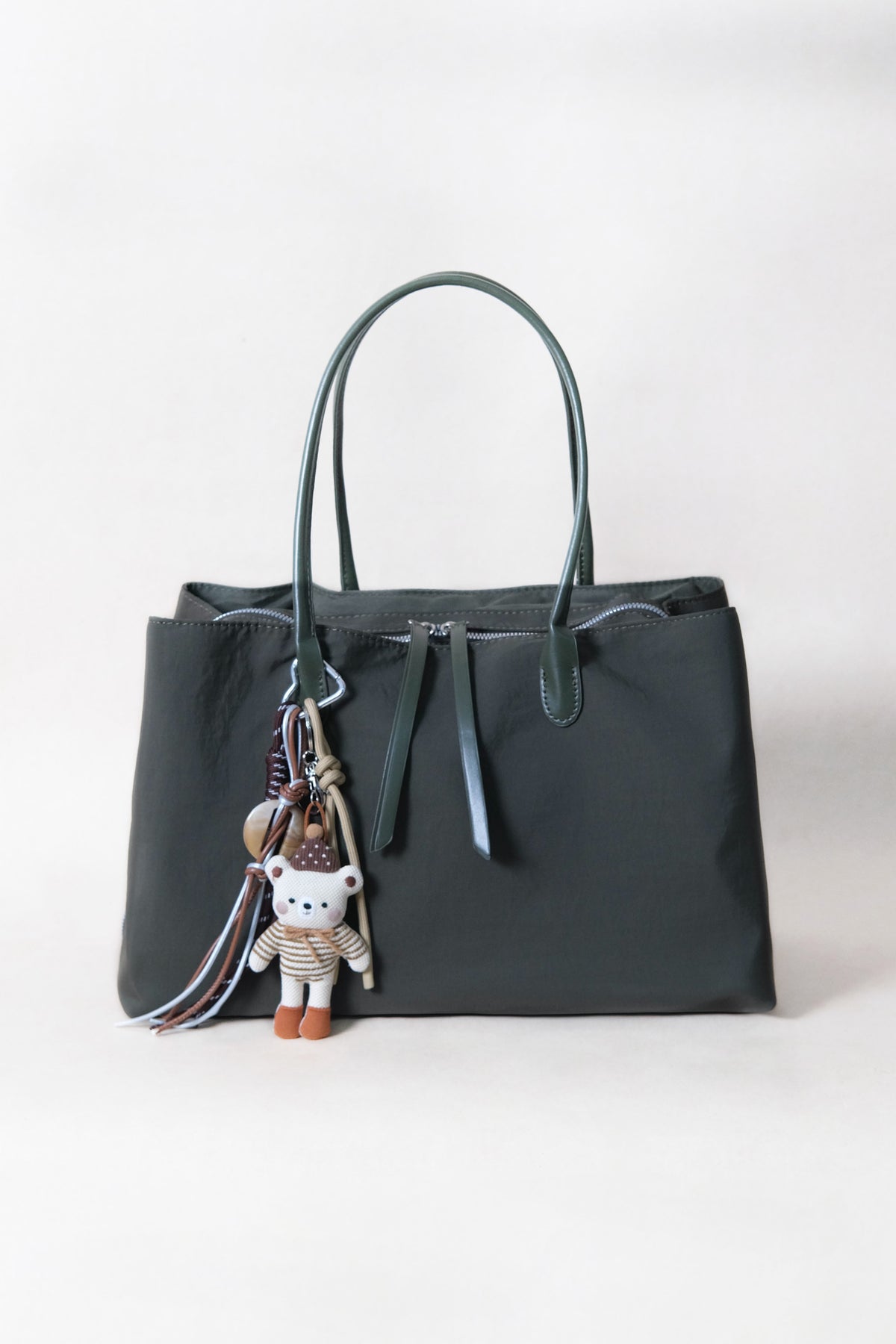 Classic Flow Vegan Leather Tote - Navy Green (With Charm)