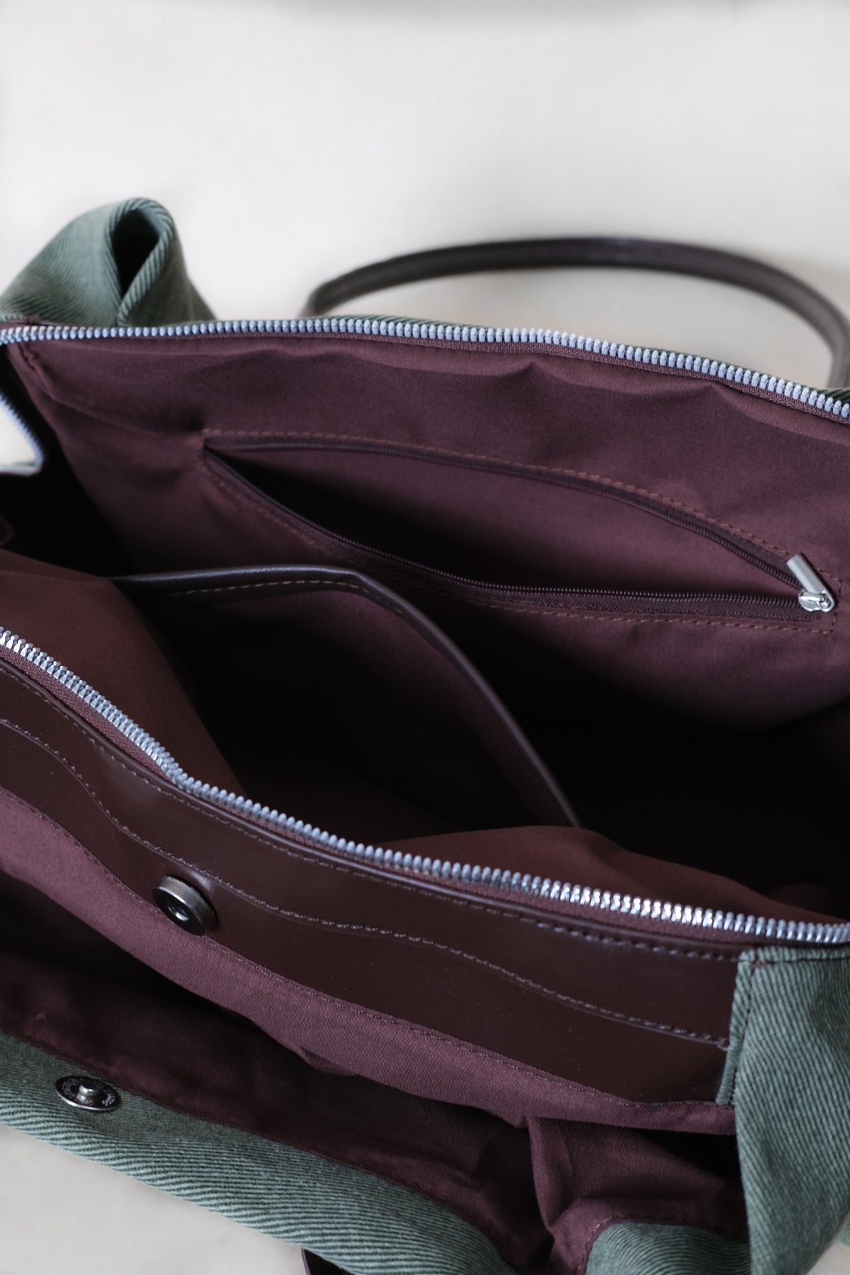 Classic Flow Everyday Canvas Tote - Green (With Charm)