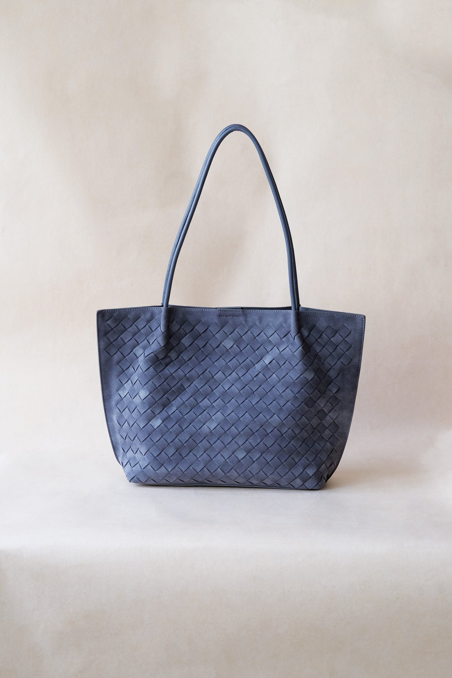 The Artisan Grande Tote - Warm Gray