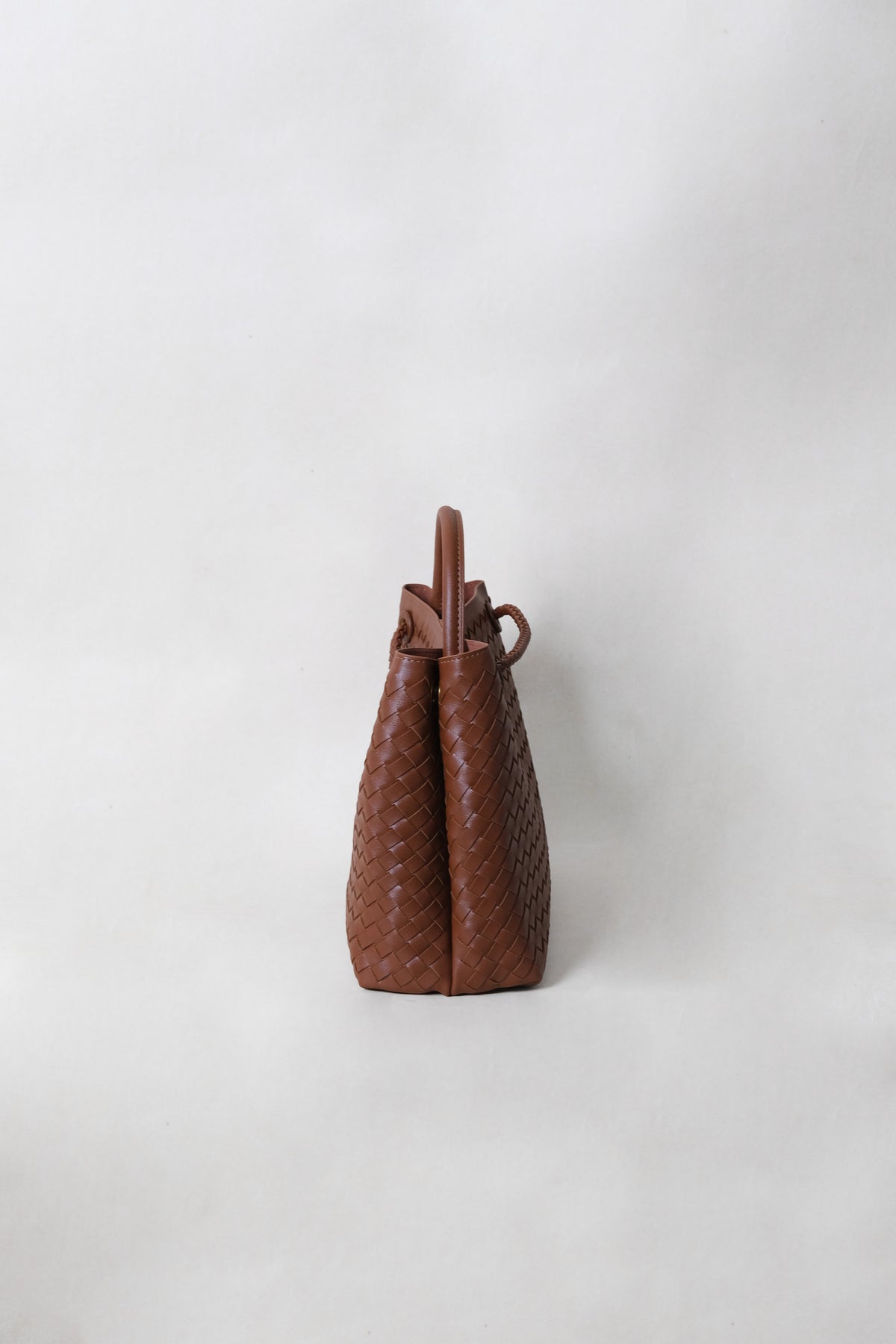 Large Artisan Grace Tote - Shinny Chestnut