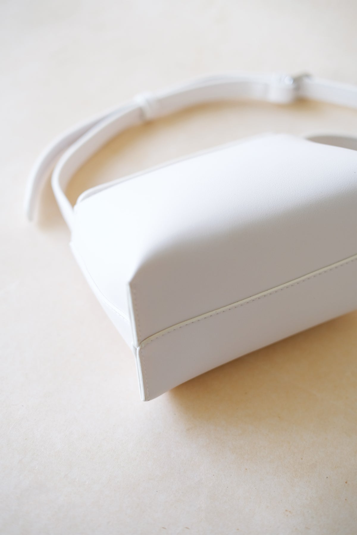 The Hana Box Bag - White