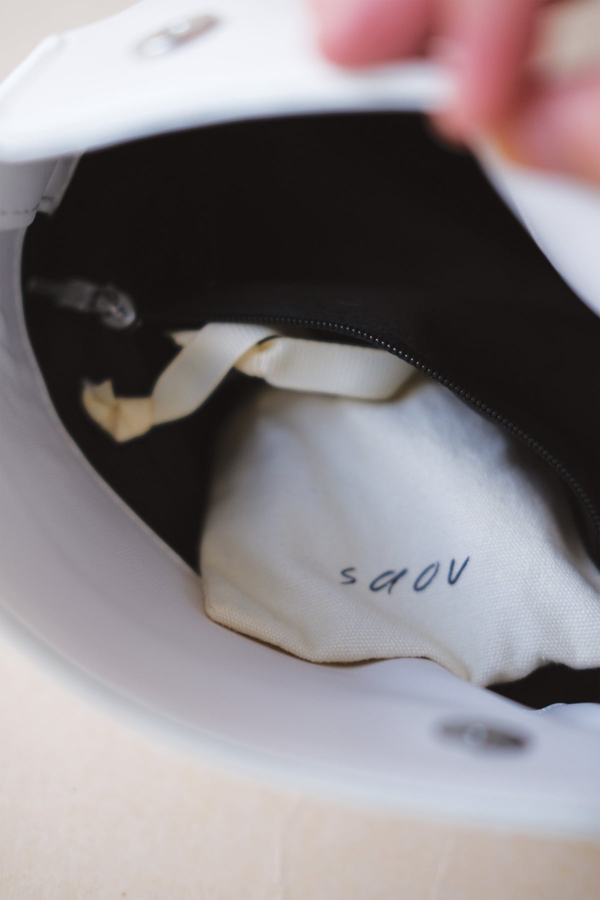 The Hana Box Bag - White