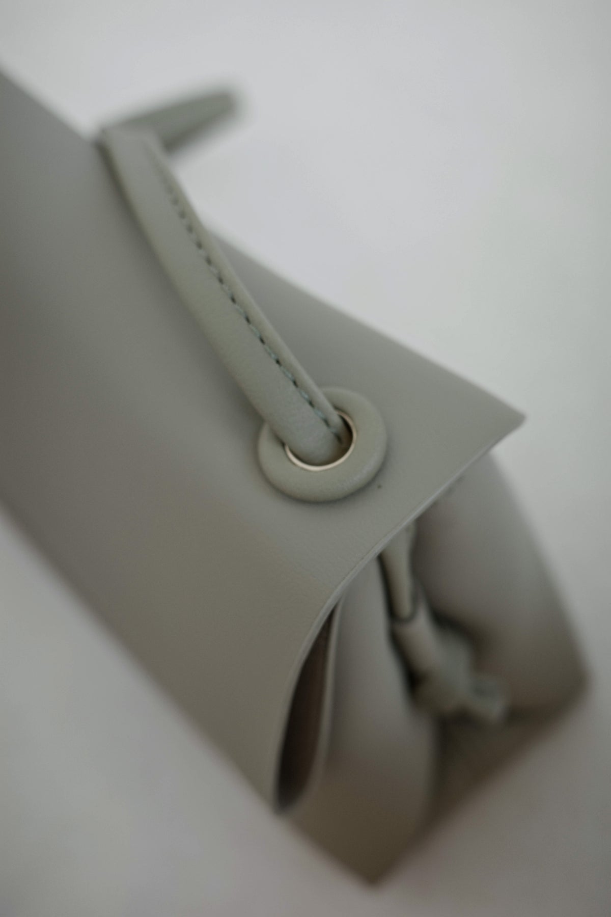 French One-shoulder Cross-body Vintage Small Square Bag in Light Green