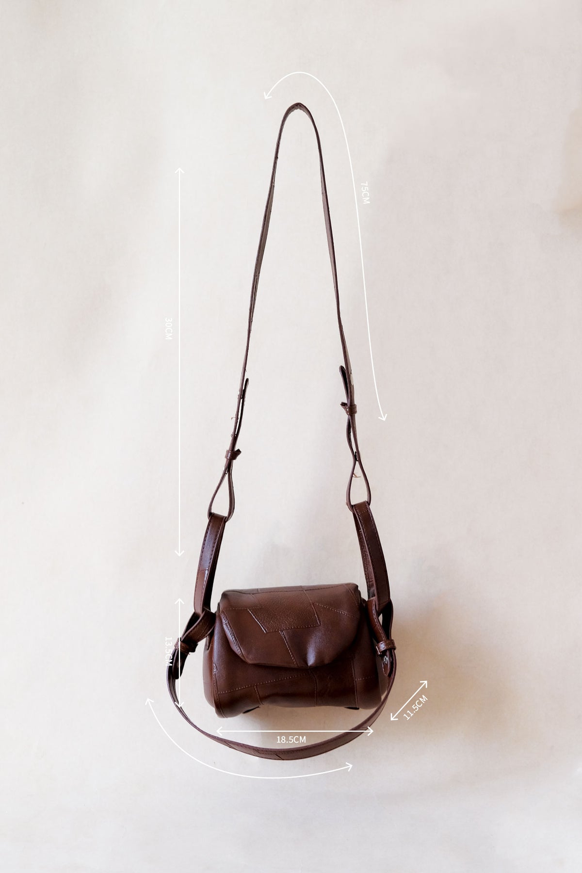 The Bijou Barrel bag - Chestnut