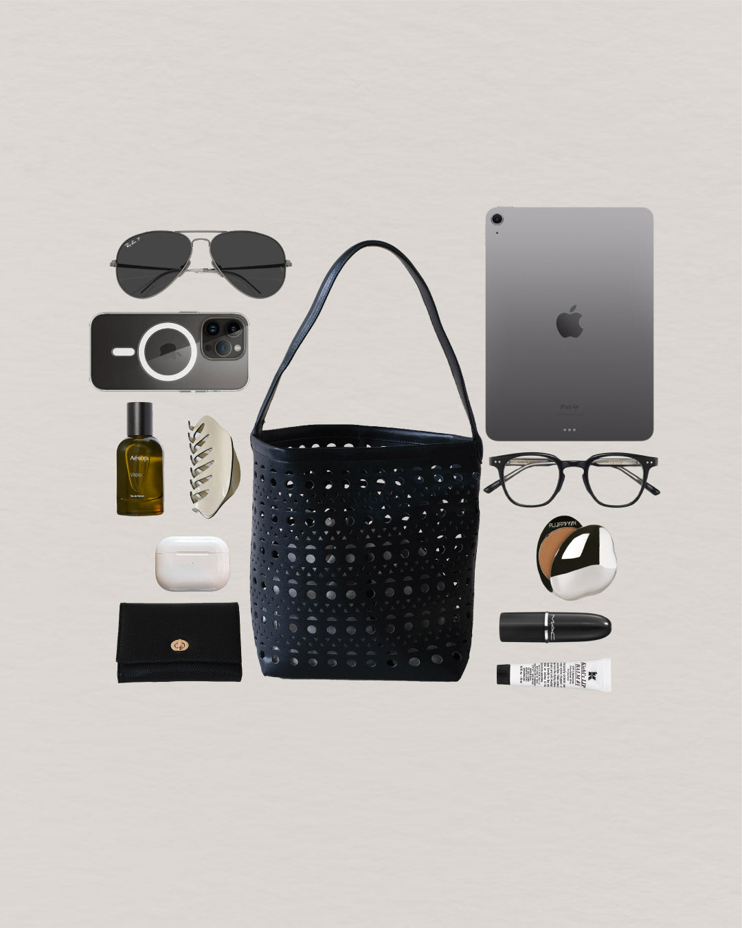 The Aveline Bucket Bag - Classic Black