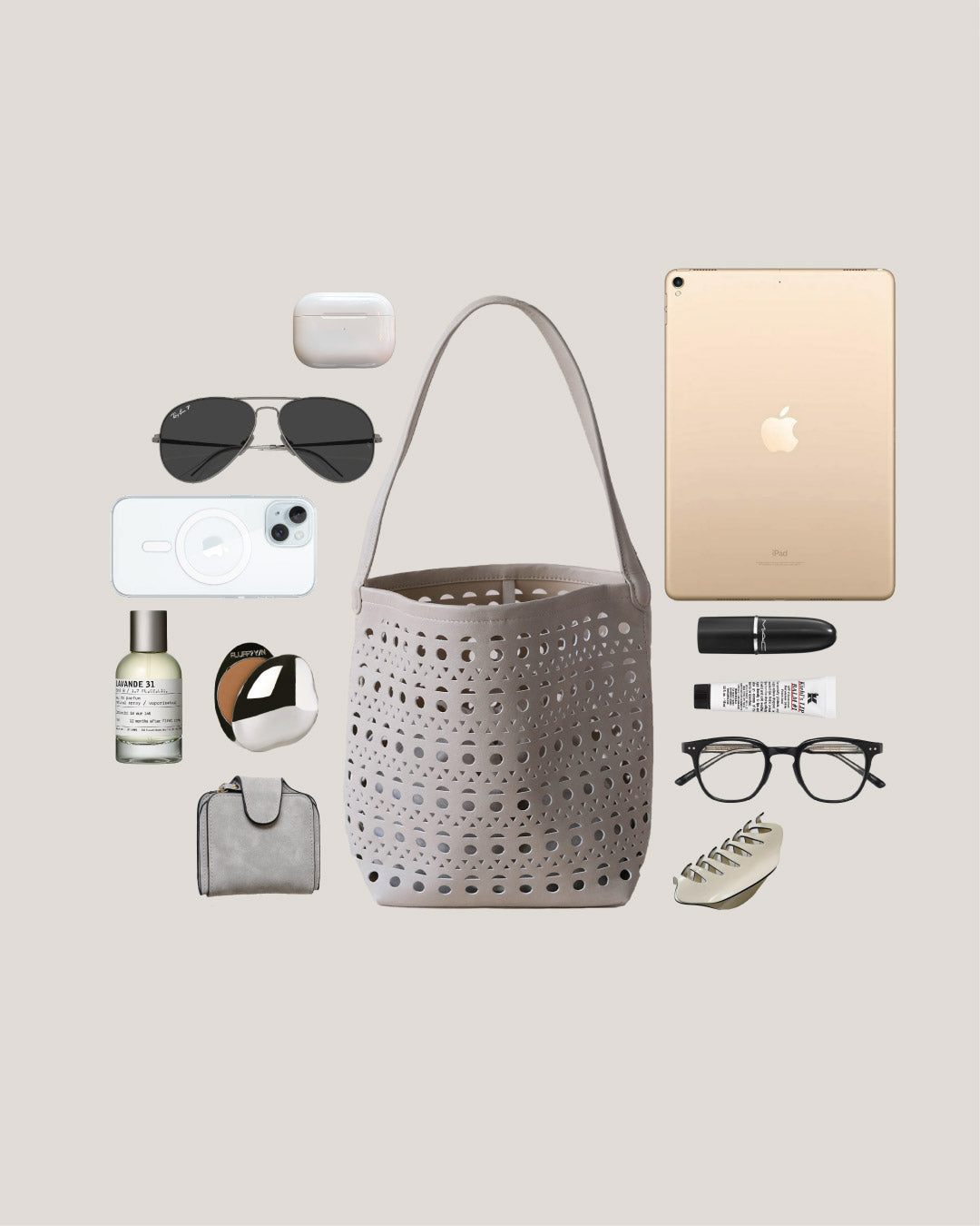 The Aveline Bucket Bag - Almond