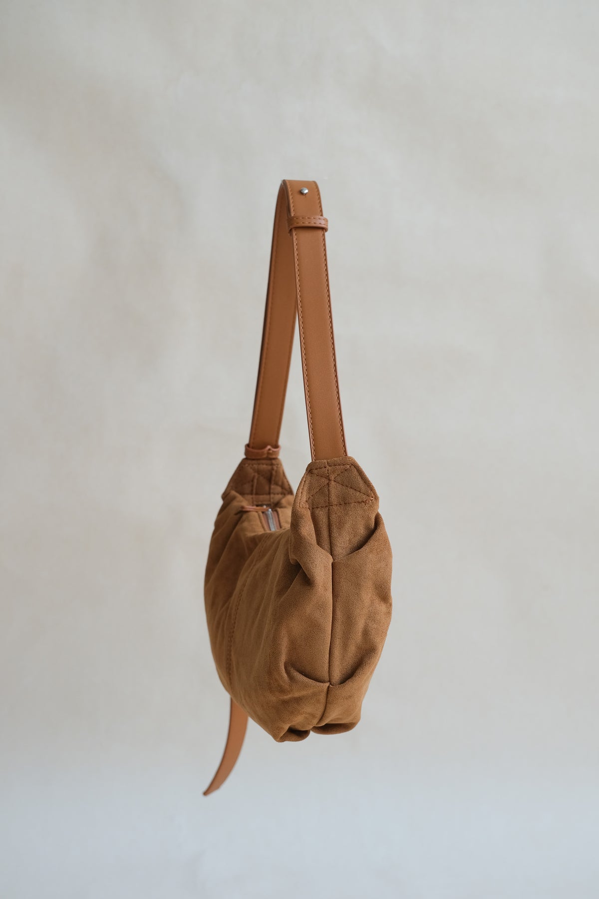 Vintage Suedette Dumpling Bag in Camel