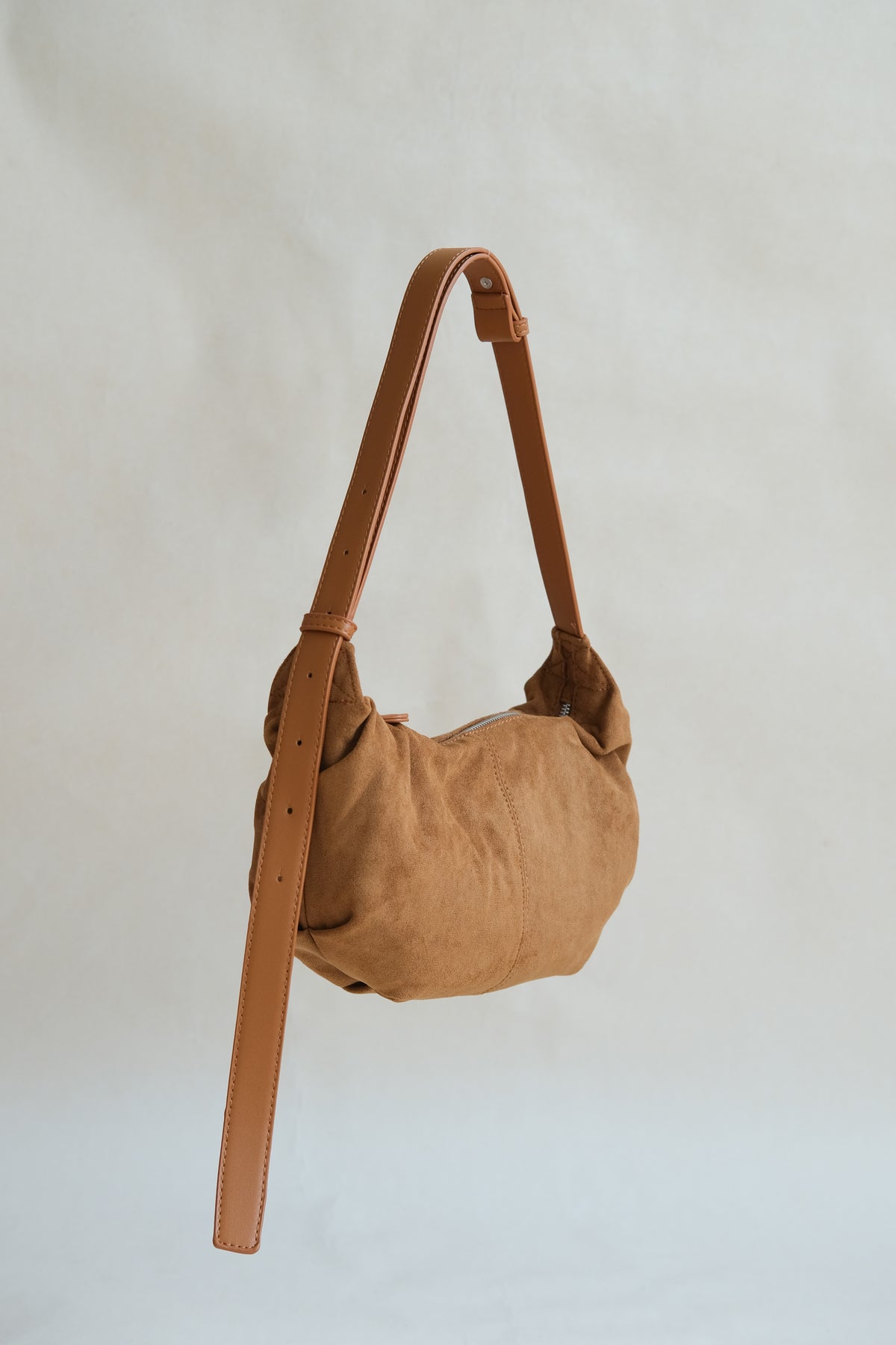 Vintage Suedette Dumpling Bag in Camel