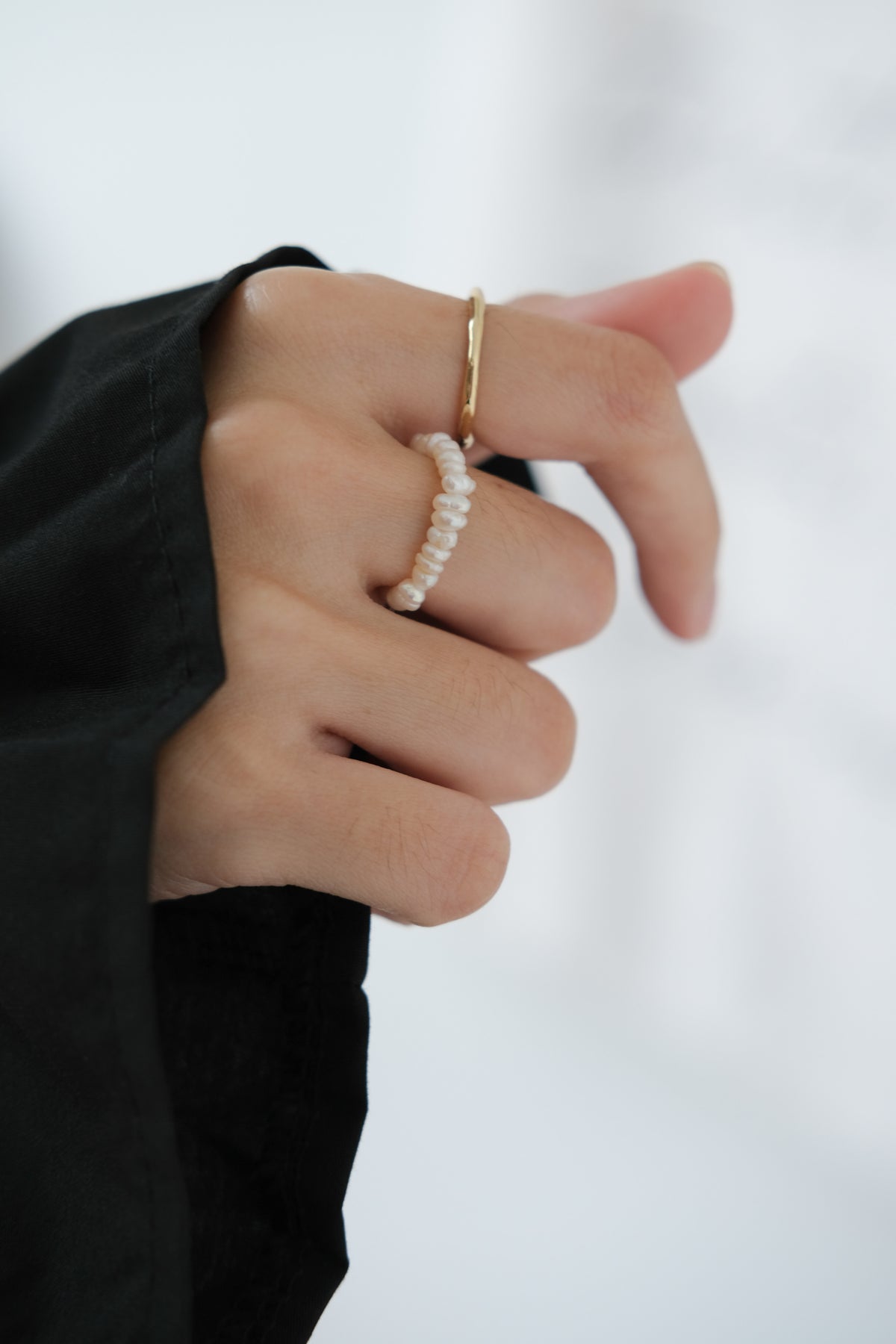 Ἀφροδίτη Baroque mini pearl ring