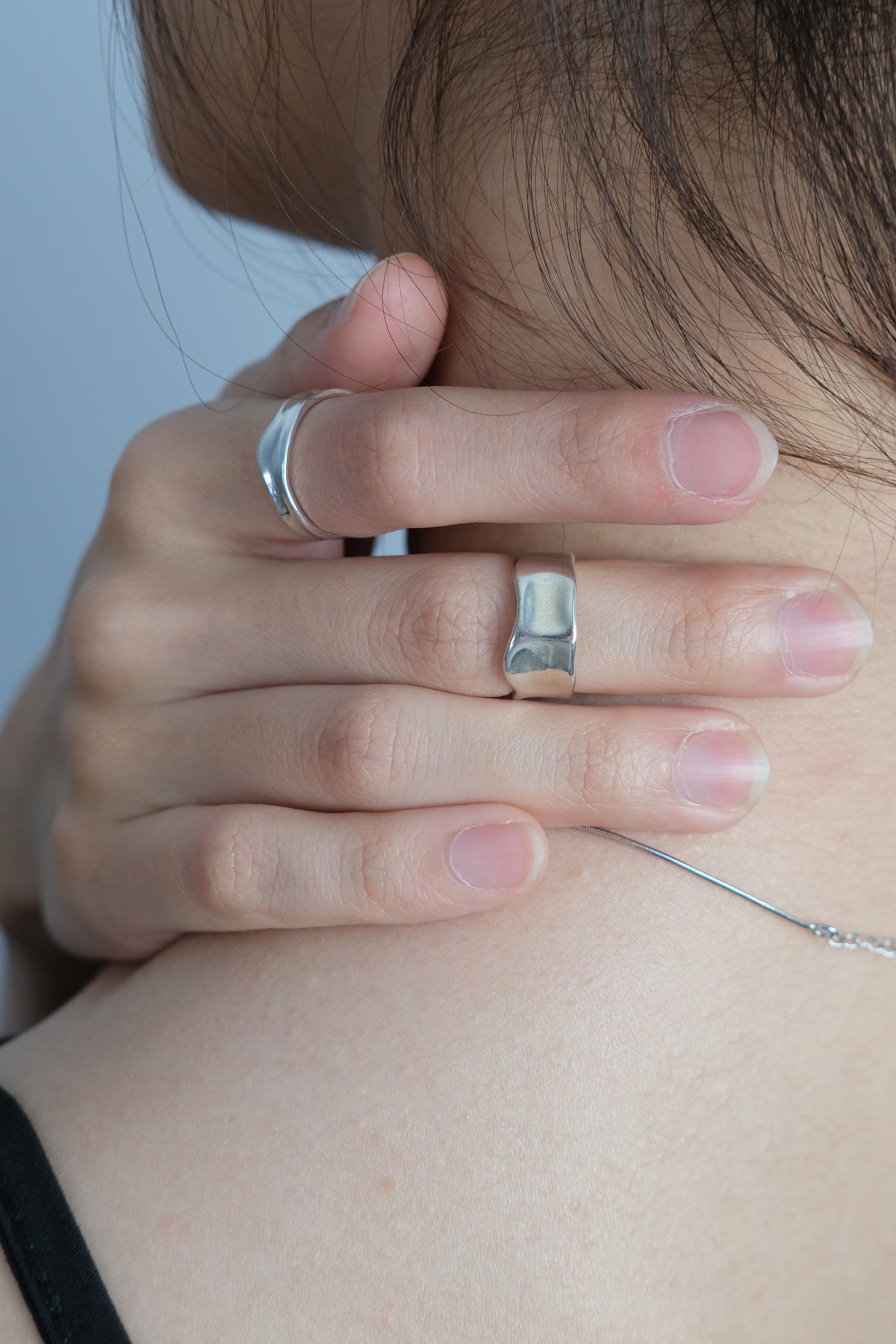 Irregular thin ring