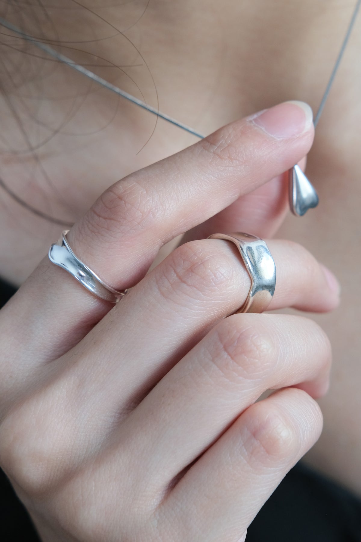 Irregular thin ring