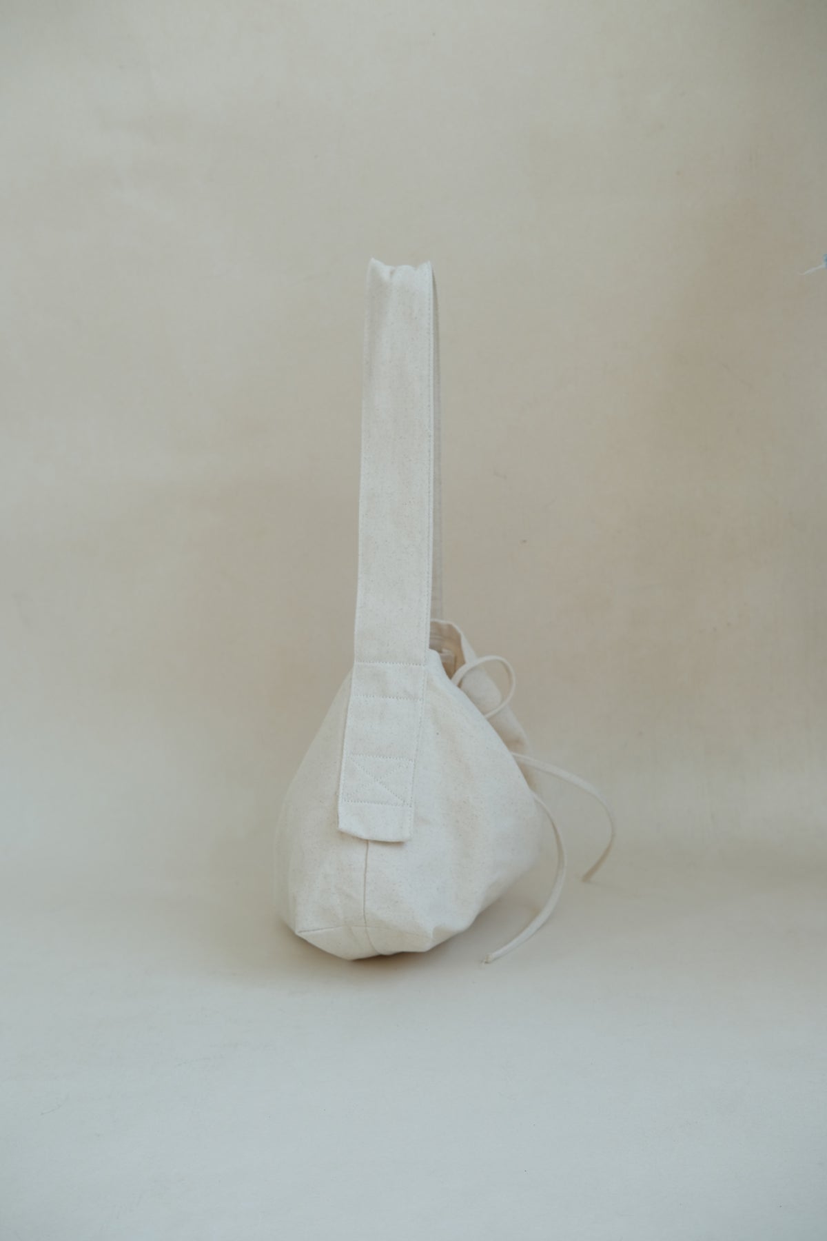 Lace canvas bag cream white