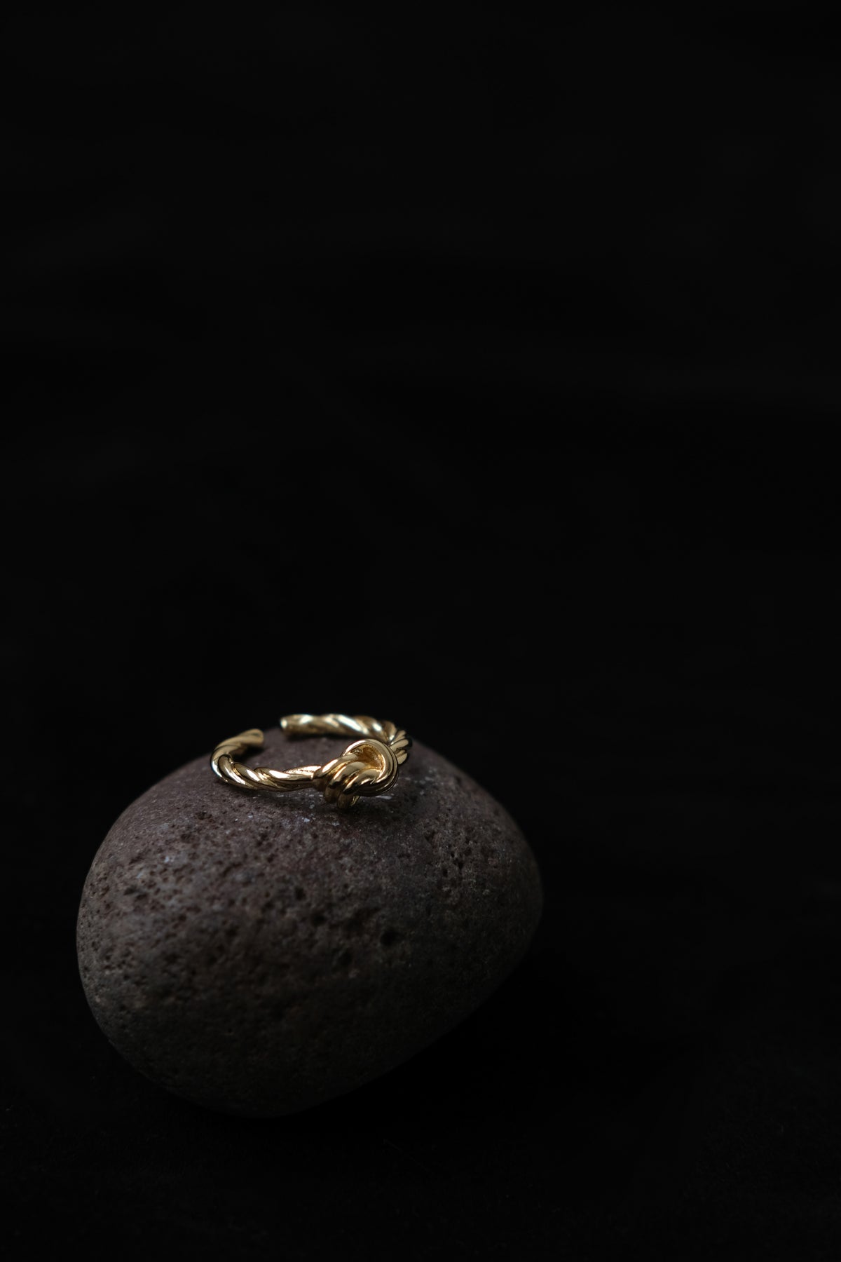 Knot Simple Ring in Gold Vermeil