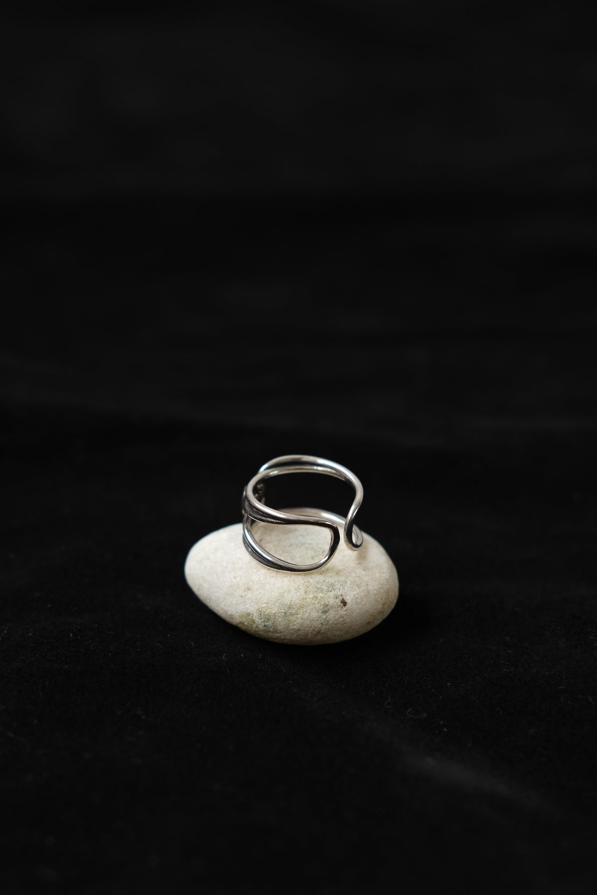 Minimalist Cross ring