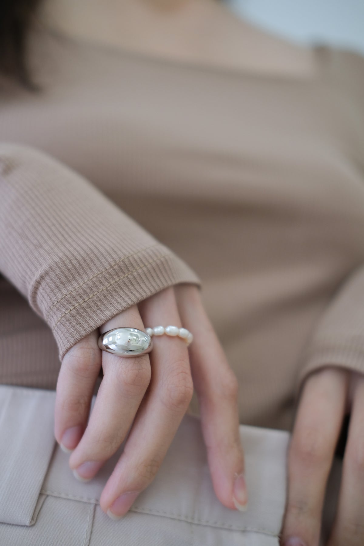 Minimalist and Irregular Ring