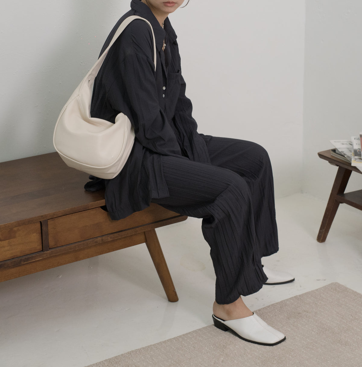 PU Shoulder handbag in cream white