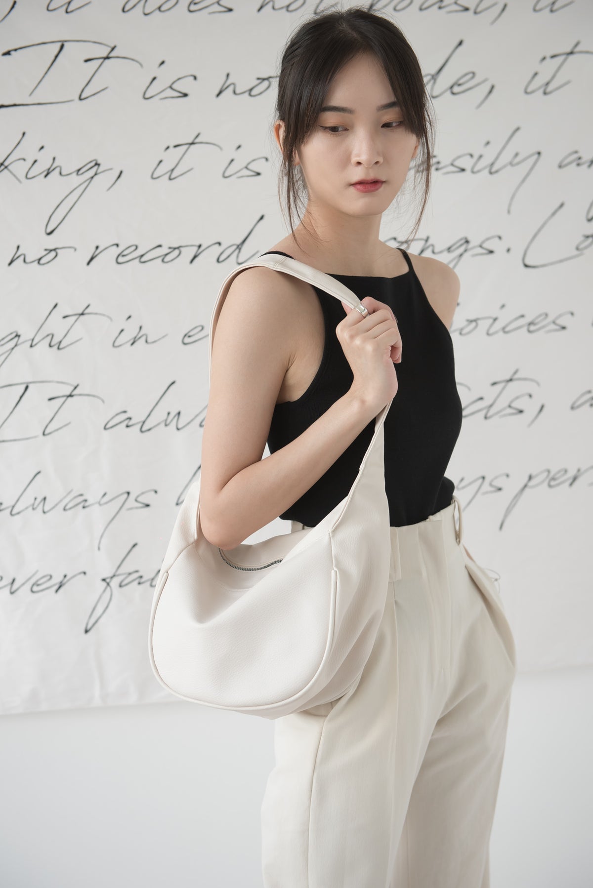 PU Shoulder handbag in cream white