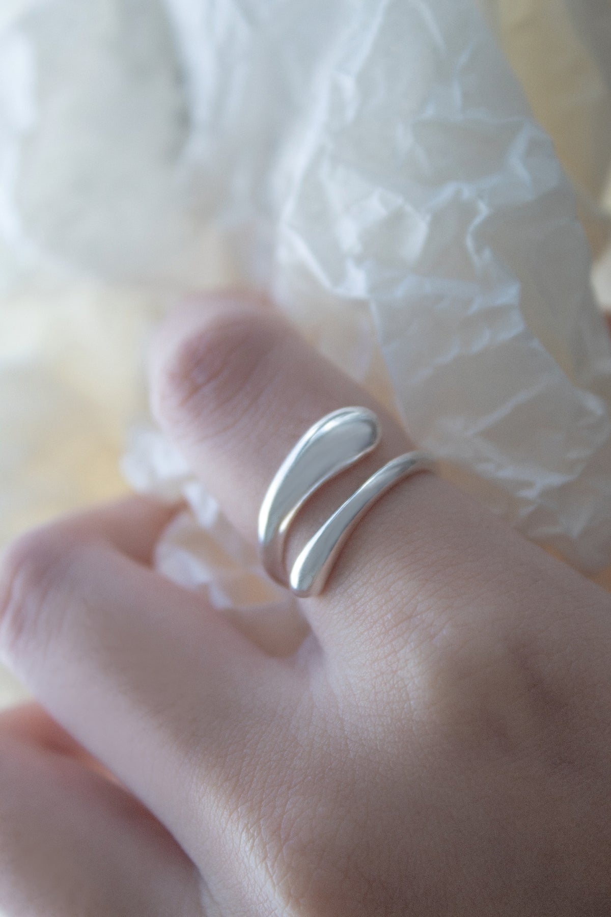 Drops open ring