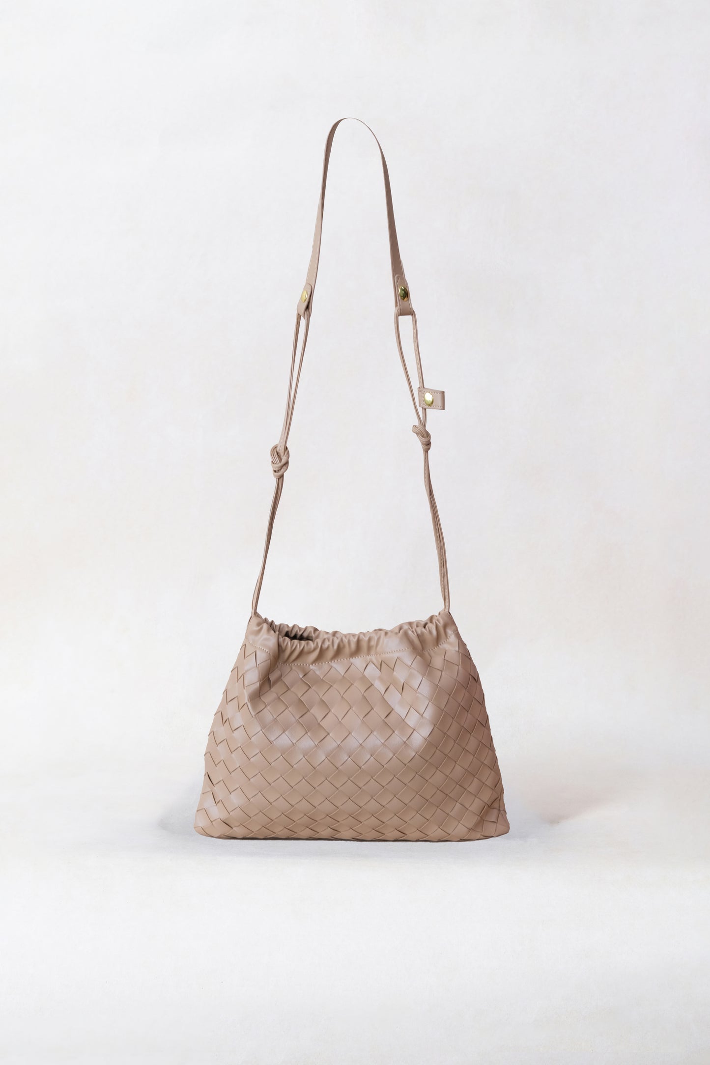 Artisan Cloud Satchel - Almond