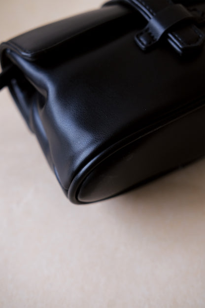 The Nari Box Bag - Classic Black