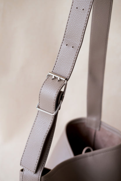 The Alira Bucket - Mud