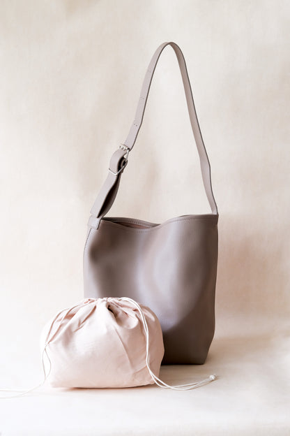 The Alira Bucket - Mud