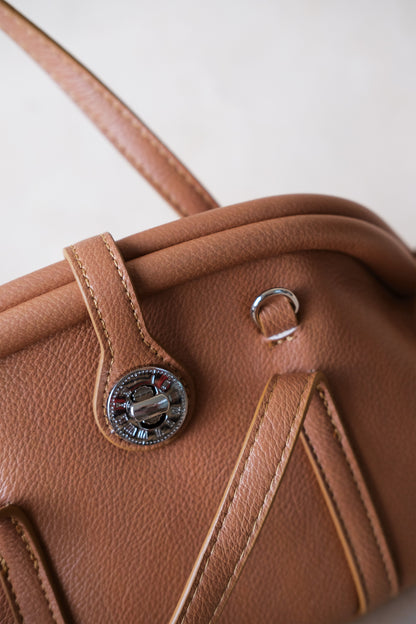 Éla Curve Bag - Chestnut