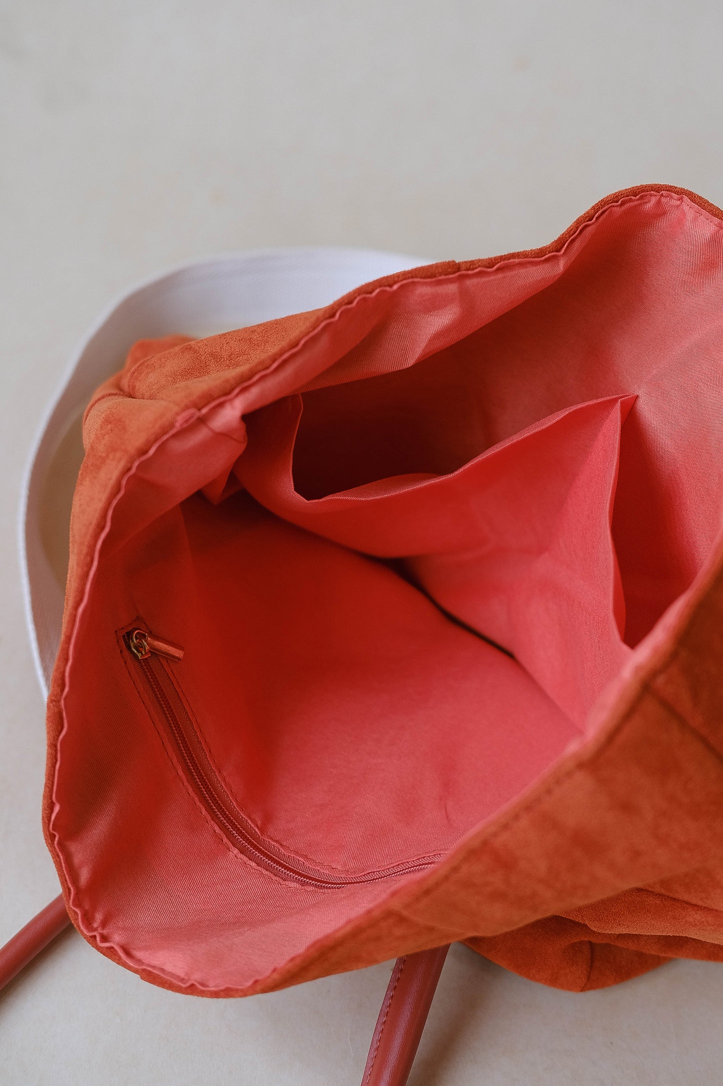 Large capacity portable bucket bag - Tipsy Orange