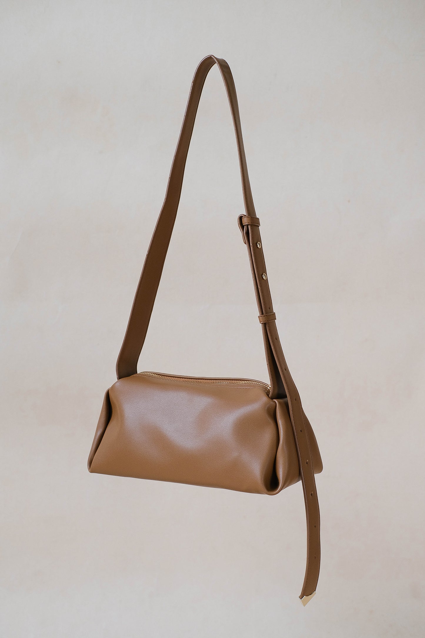 Geometric Pillow Shoulder Bag - Brown