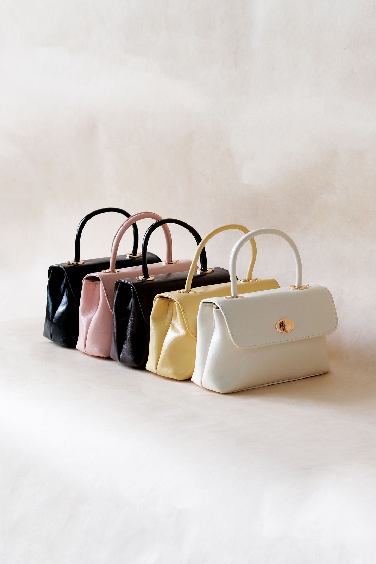 [SAMPLE RELEASE] The Vivienne Box - Macaroon Pink