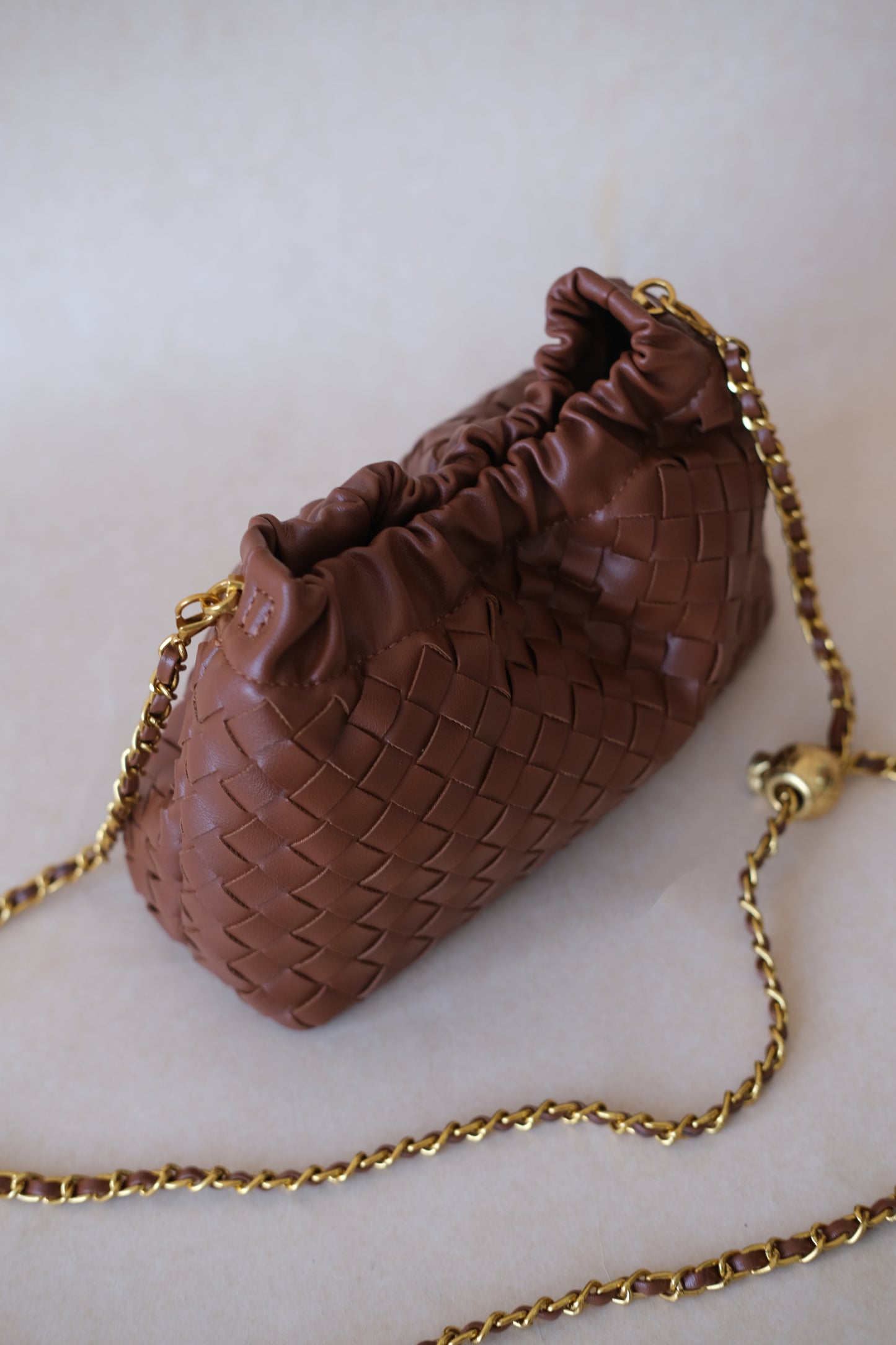 Artisan Signature Cloud Bag - Shinny Chestnut