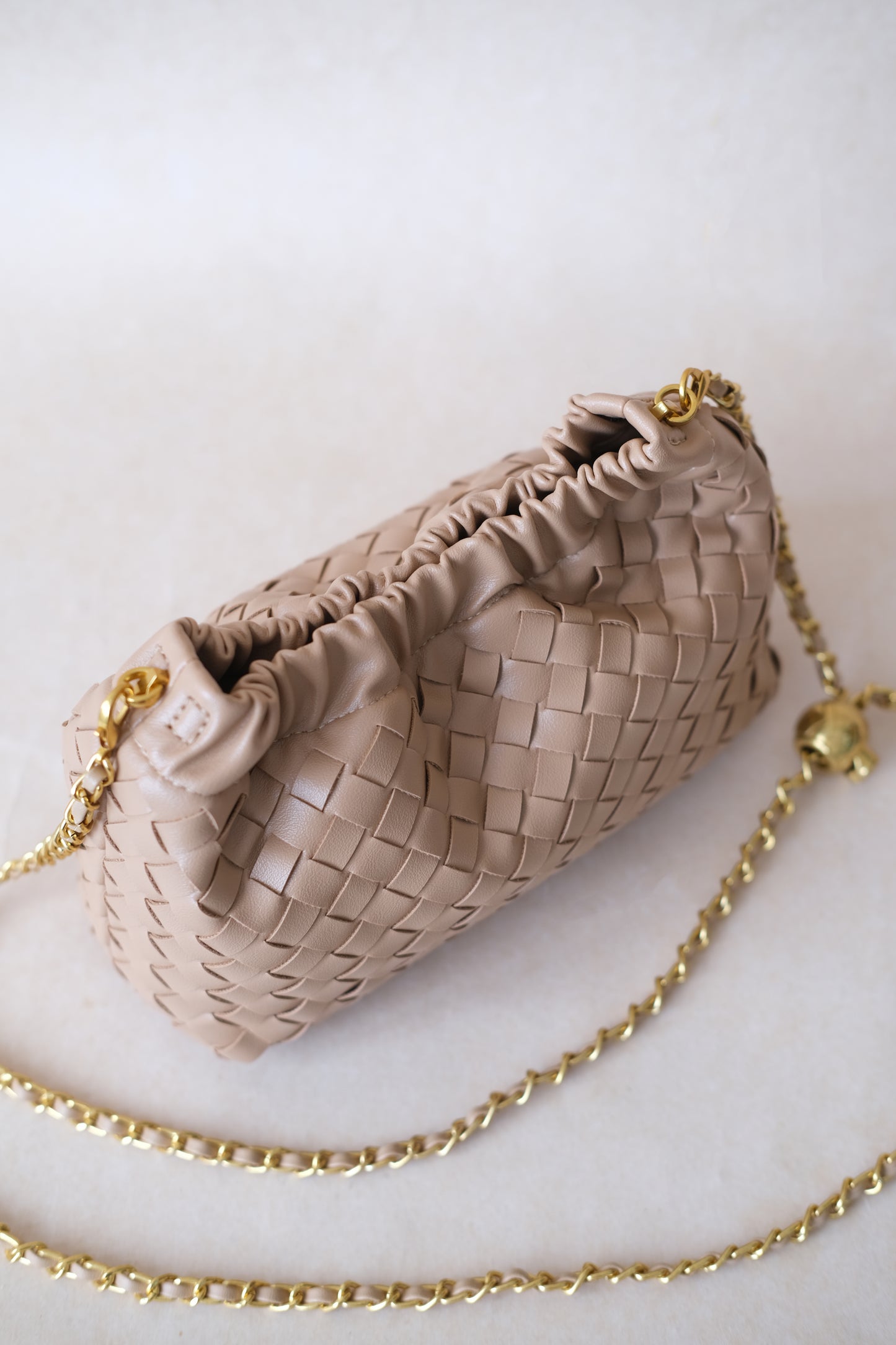 Artisan Signature Cloud Bag - Almond