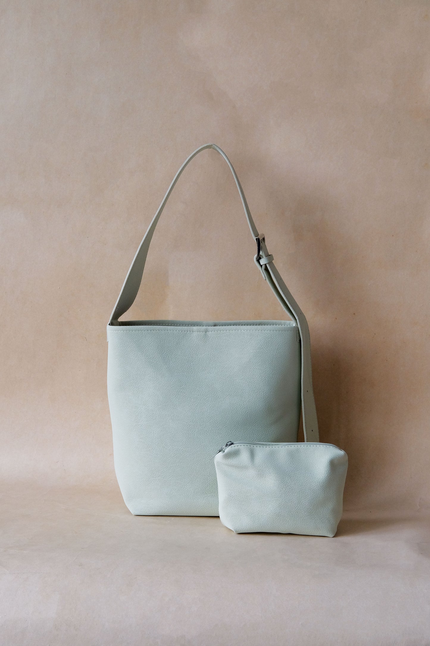 The Emery Bucket - Light Green