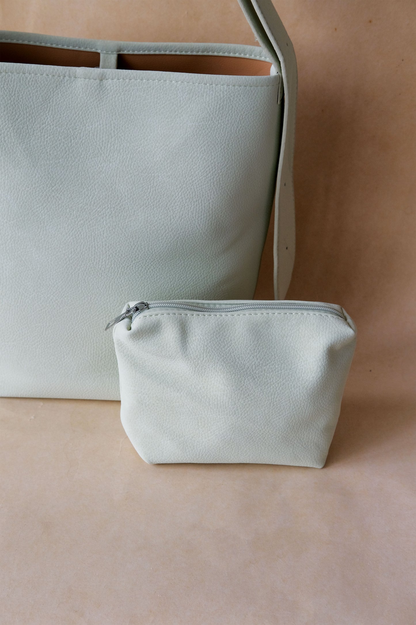 The Emery Bucket - Light Green