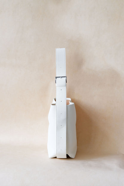 The Emery Bucket - White
