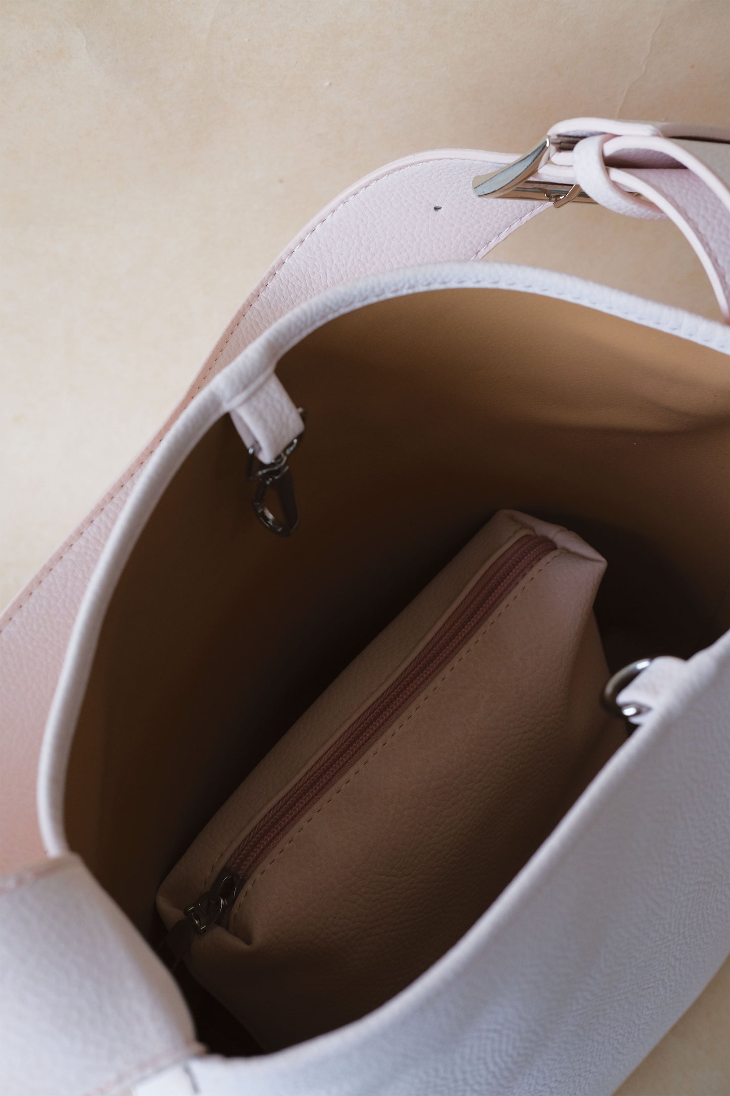 The Emery Bucket - Light Pink