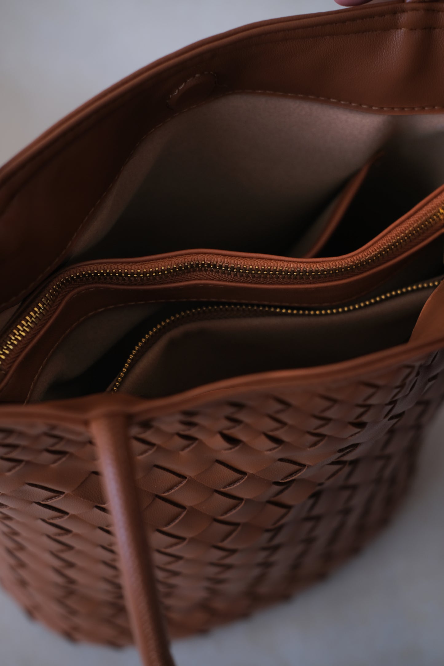 Artisan Manor Bucket - Chestnut