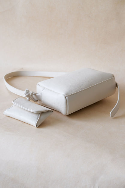 The Miréa Duo - White