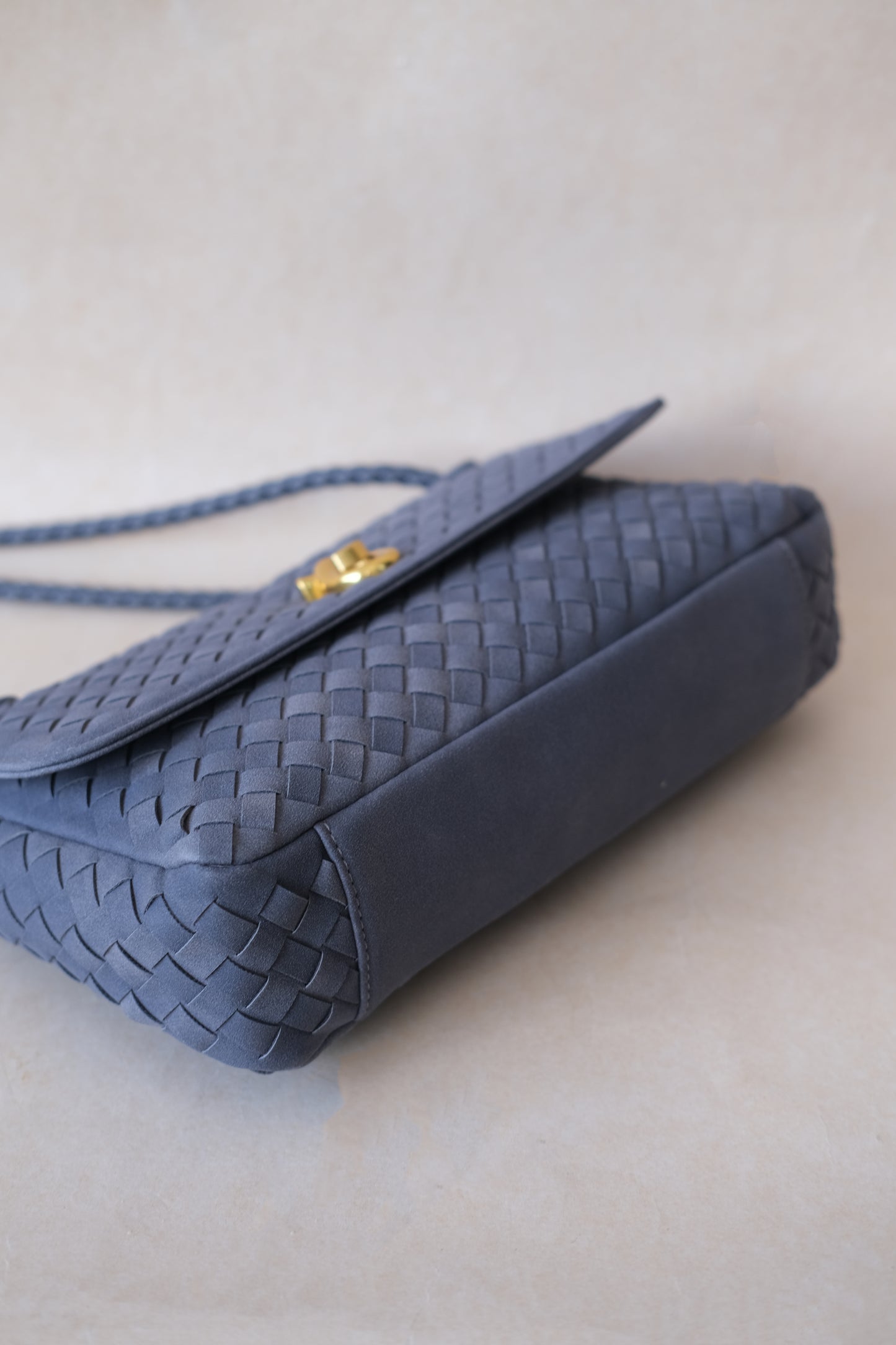 Artisan Linear Flap - Warm Gray