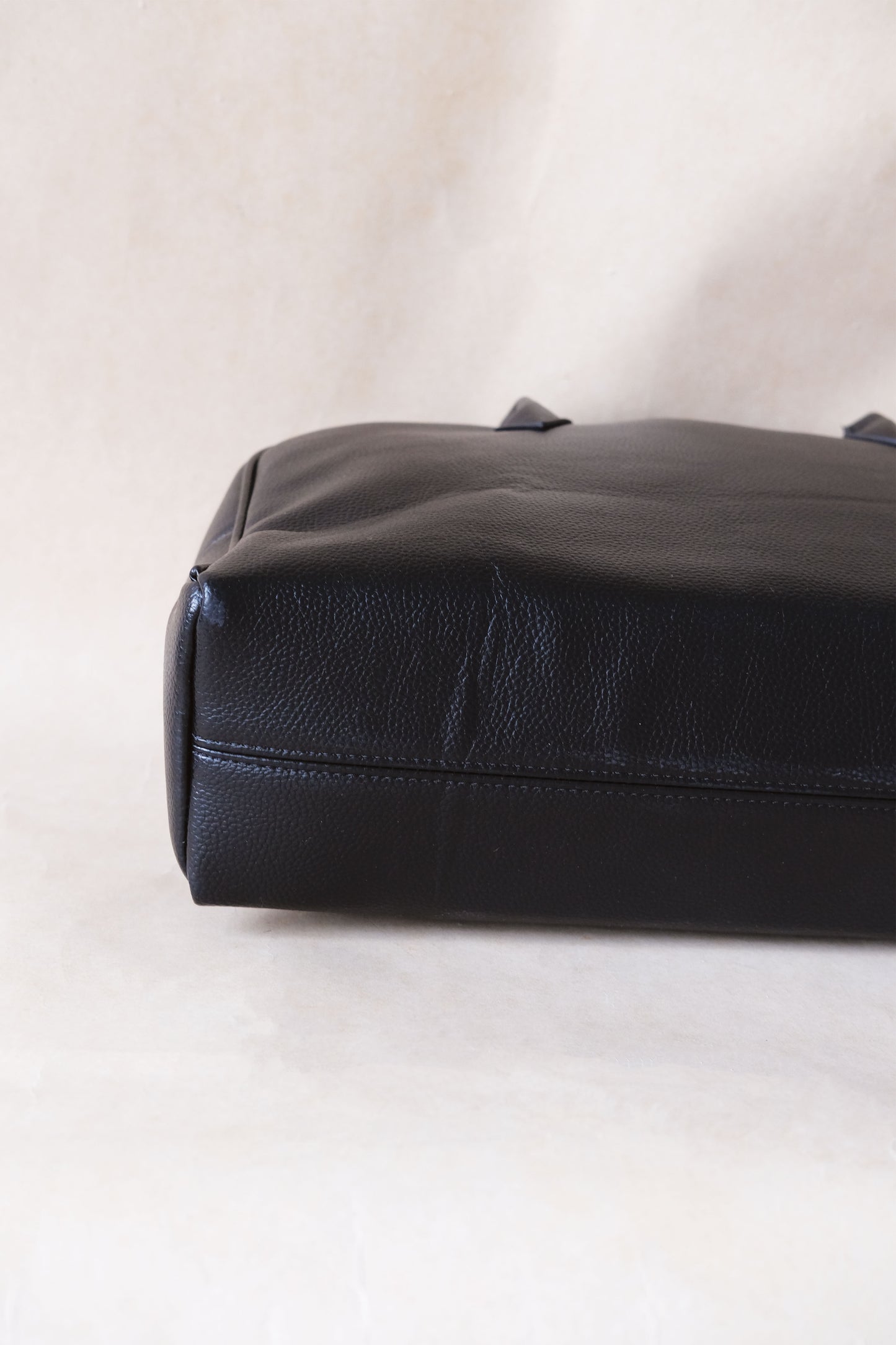 The Elira Tote - Classic Black