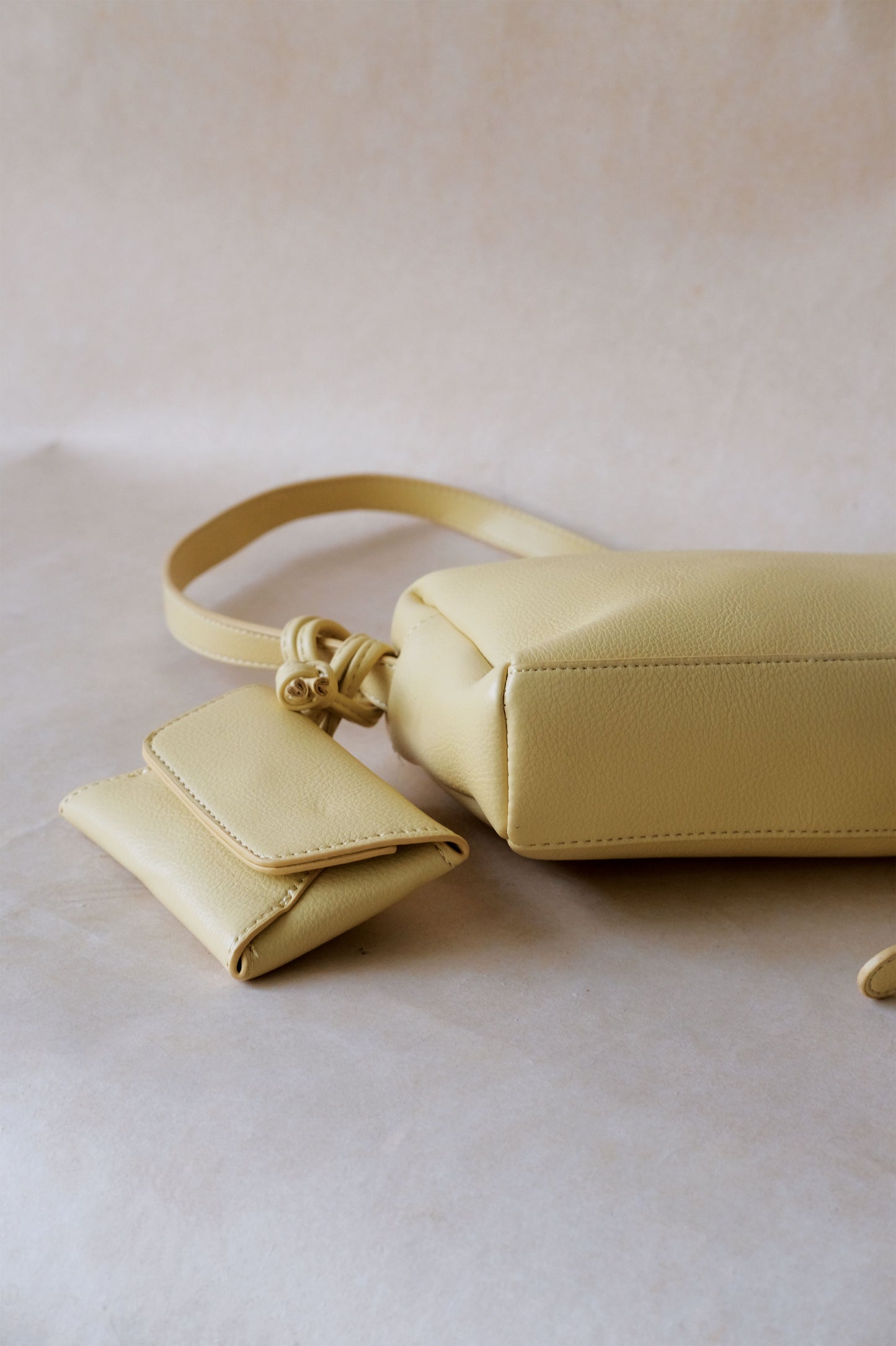 The Miréa Duo - Macaroon Yellow