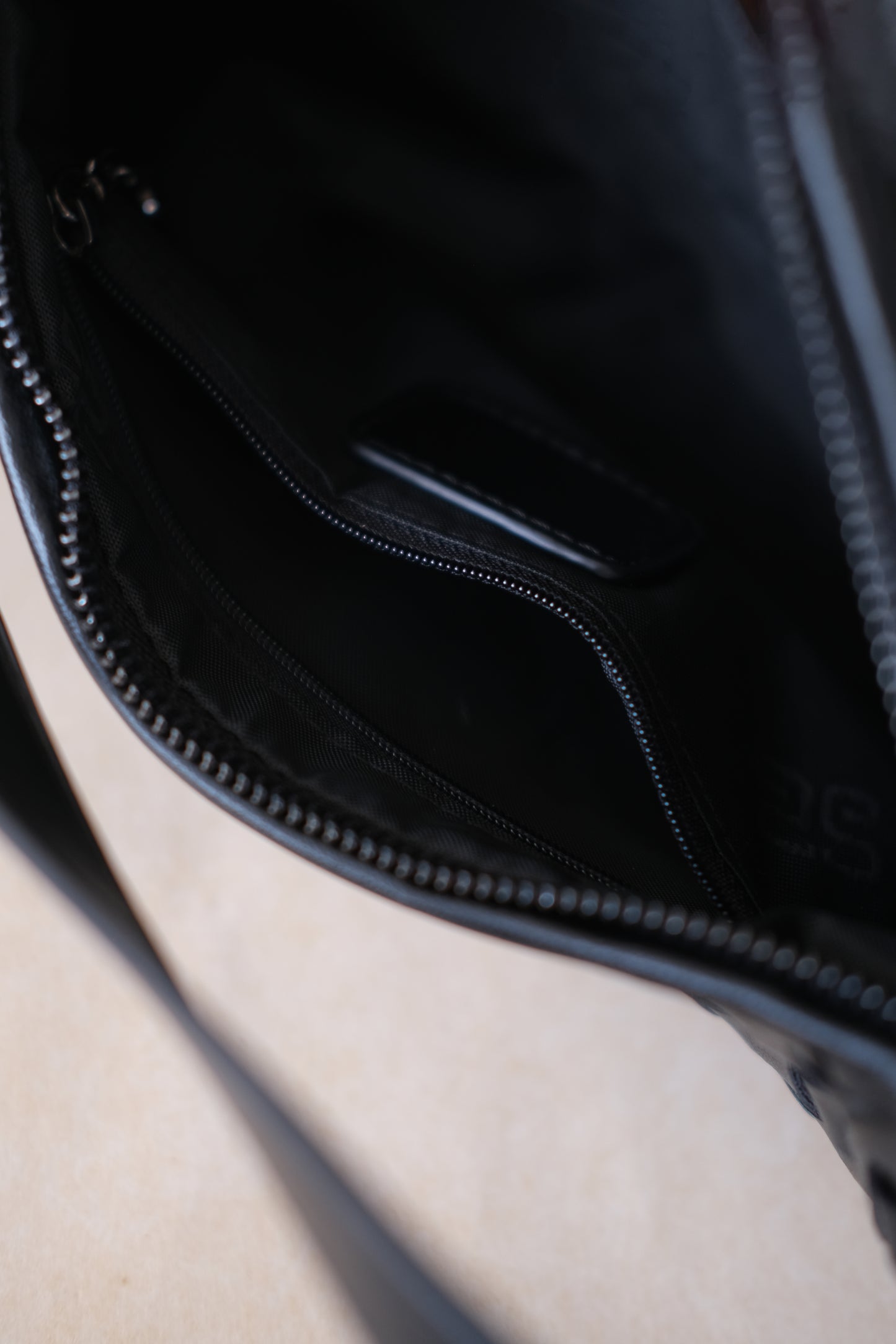 Maison Artisan Colette Baguette Bag - Shinny Black