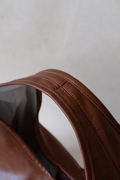 The Eloise Hobo - Chestnut
