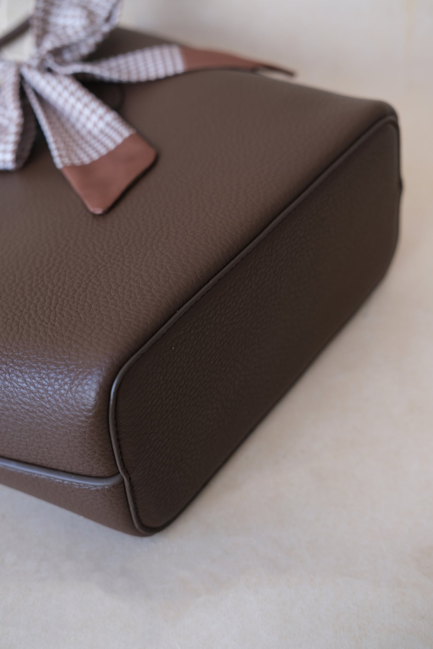 Flower Bud Aura Bag - Coffee