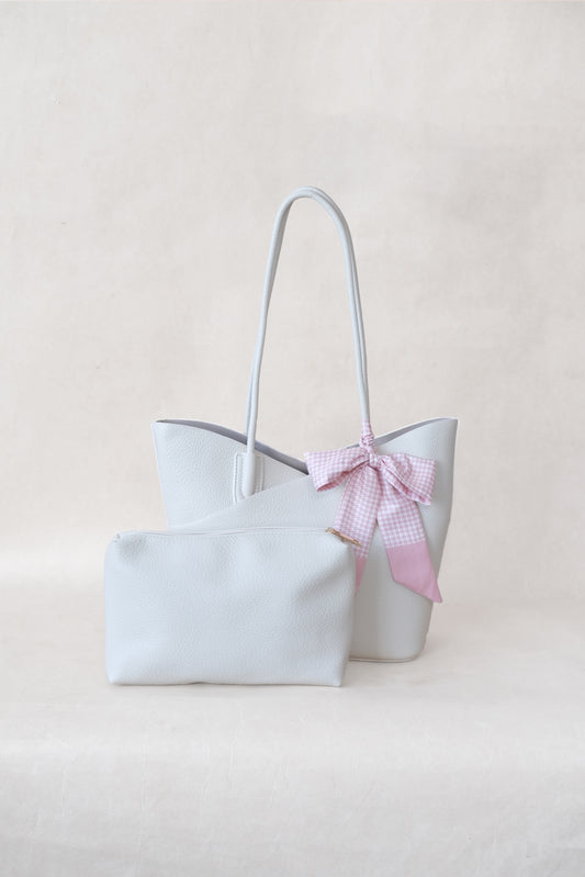 Flower Bud Aura Bag - White