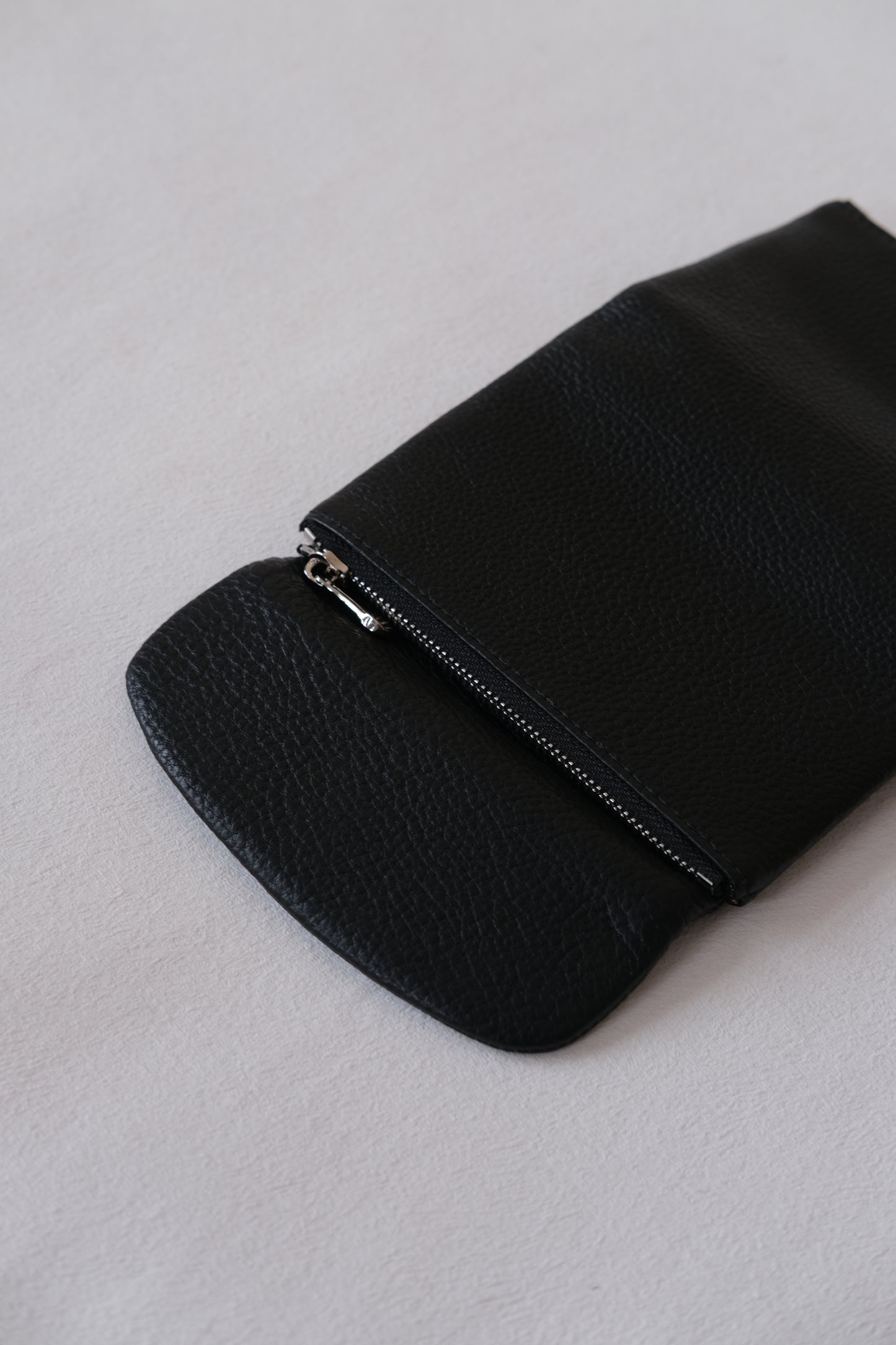 Elara Compact Wallet - Classic Black