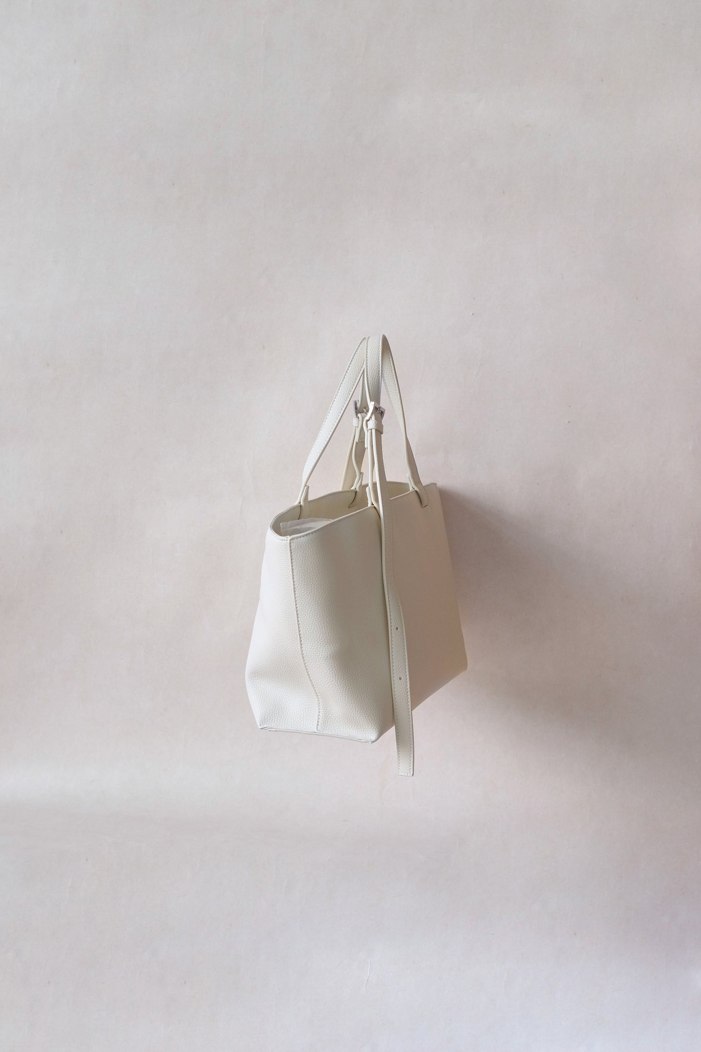Celeste Commuter Bag - White