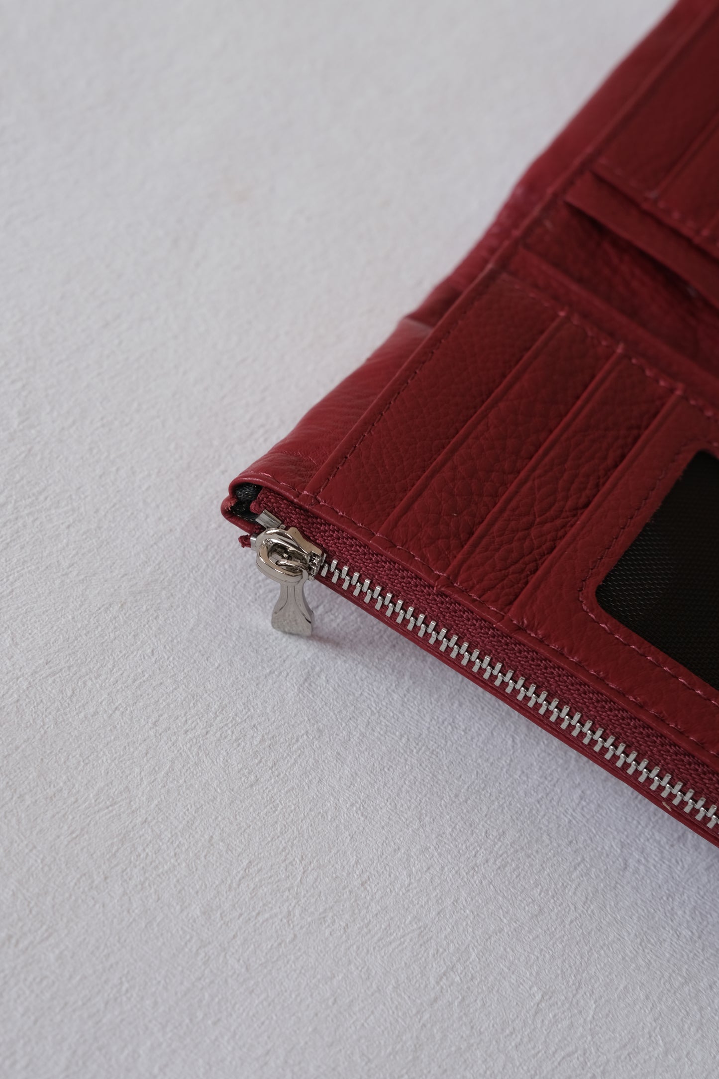 Elara Compact Wallet - Plum
