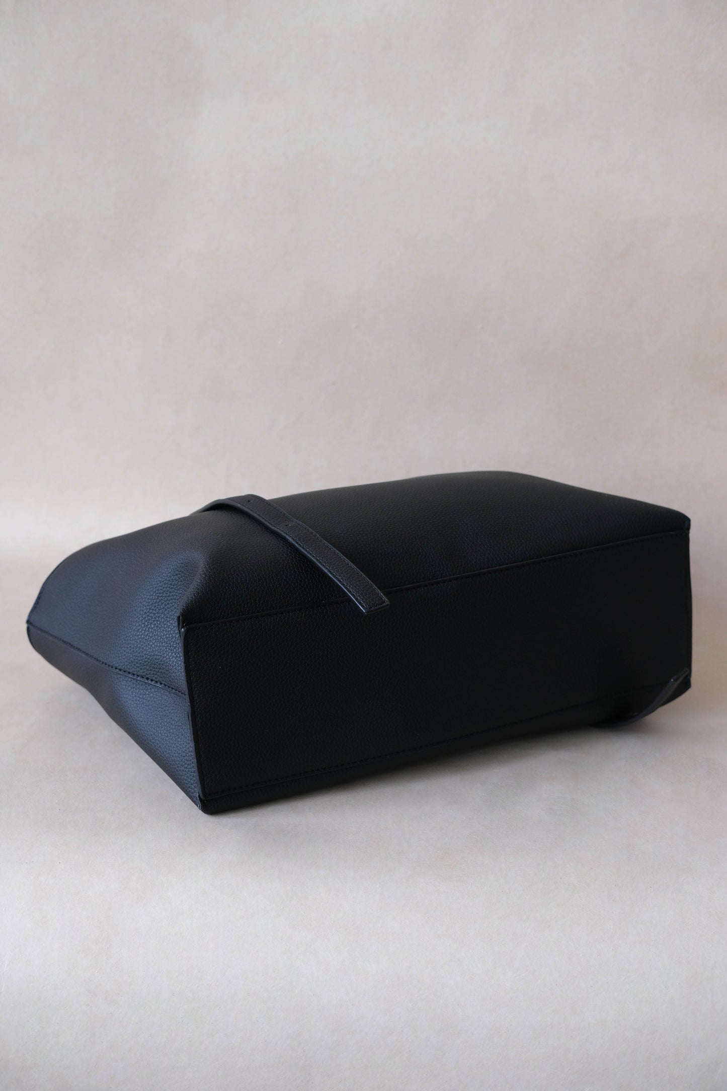 Celeste Commuter Bag - Classic Black